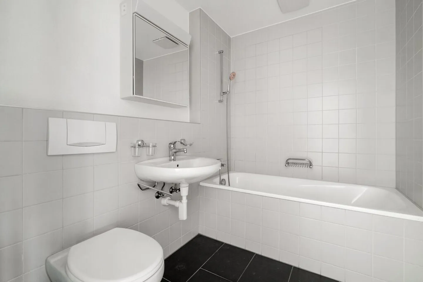 Your Apartment - Your Paradise - Photo 7 of 8