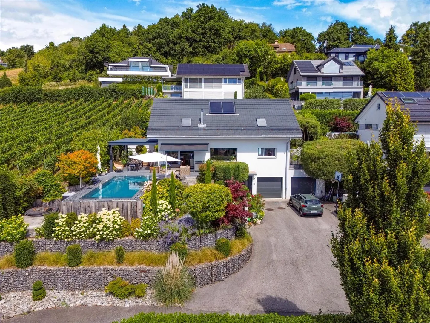 Un havre de paix avec un panorama extraordinaire - Photo 2 sur 13