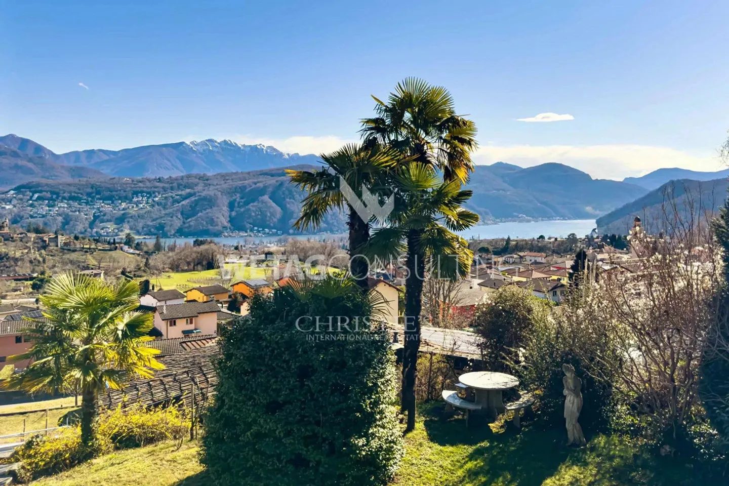Lugano-Pura: Elegante villa in stile mediterraneo in vendita, anche... - Foto 2 di 13