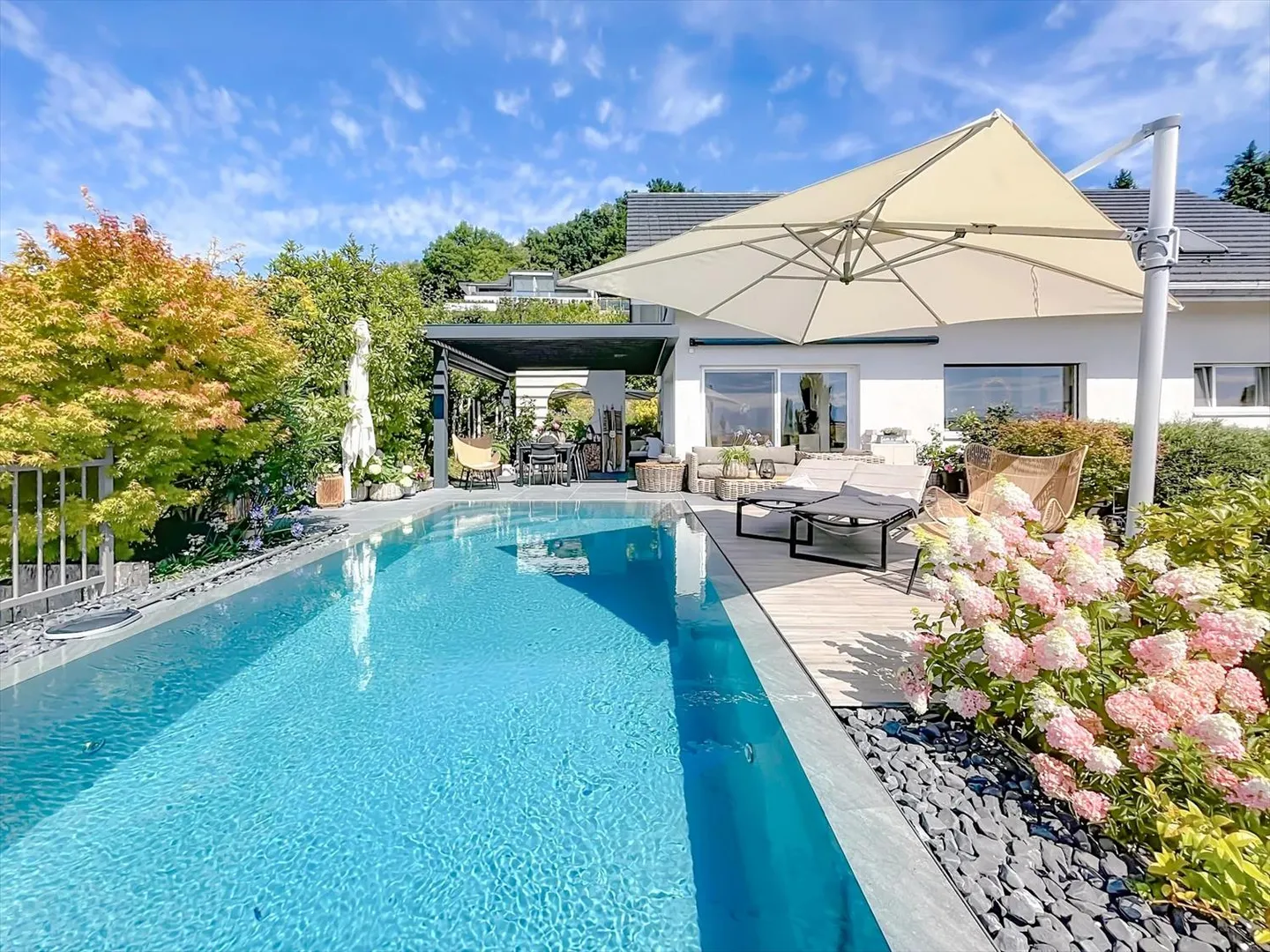 Un havre de paix avec un panorama extraordinaire - Photo 11 sur 13