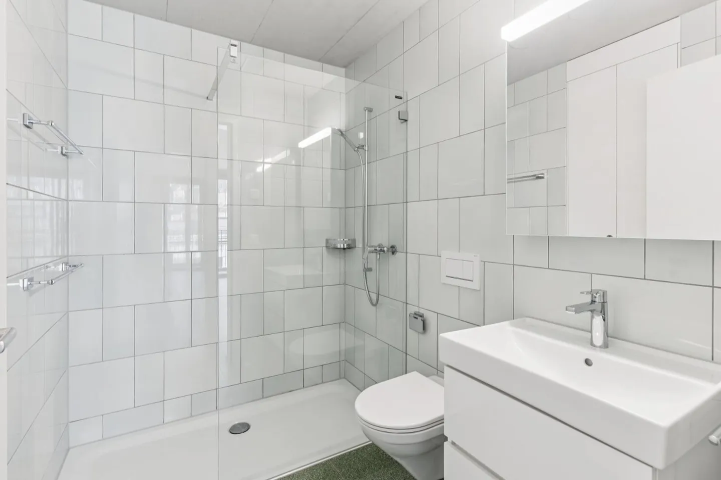 Vivre avec style avec vue sur la Reuss dans un emplacement central - Photo 6 sur 7