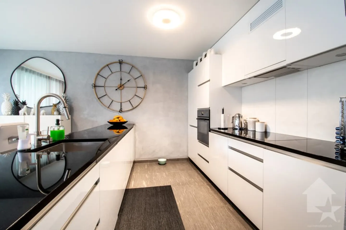 Appartement lumineux 4.5 pièces - Photo 3 sur 12