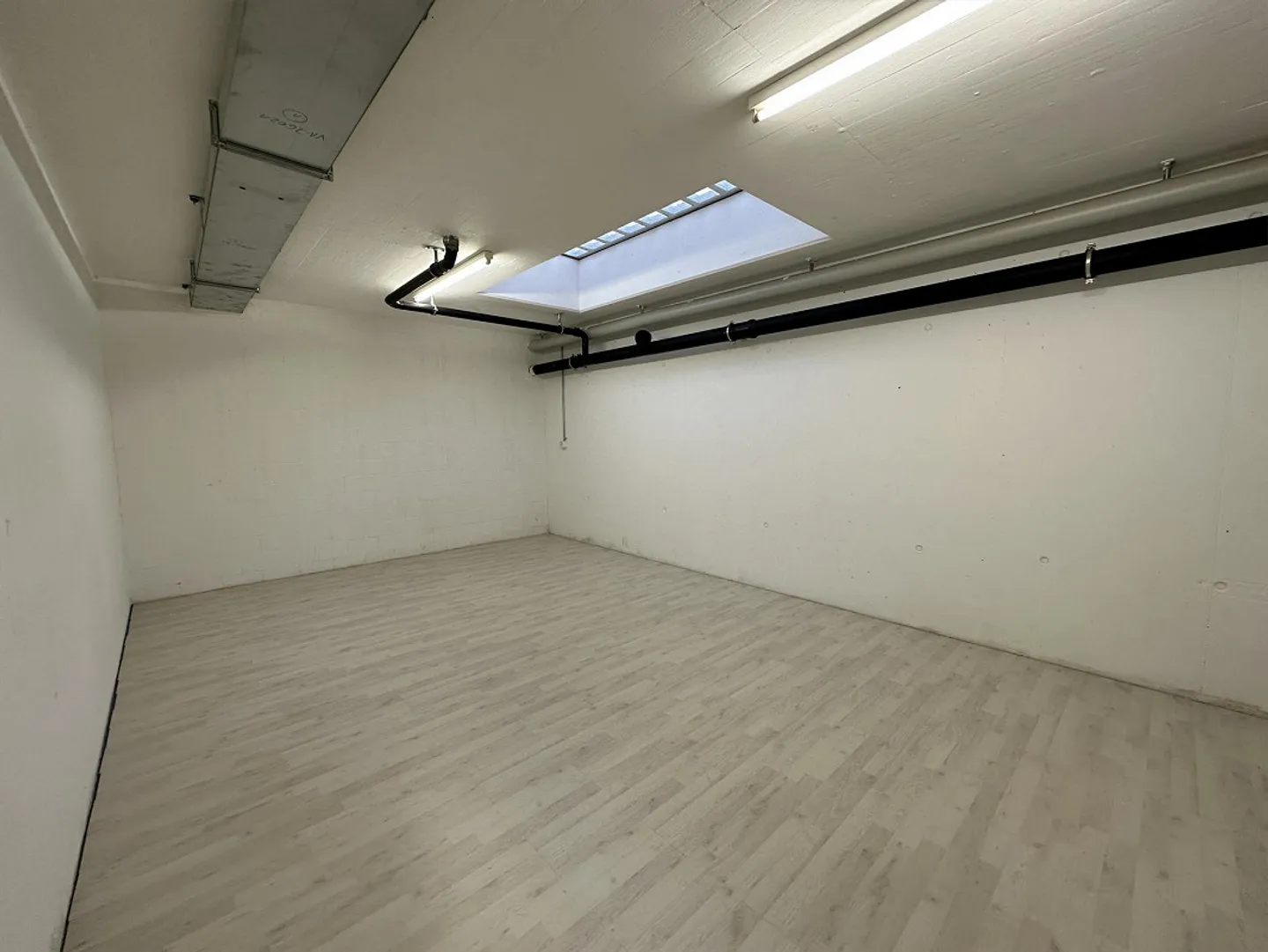 Salle de bricolage près de la gare de Wetzikon ! - Photo 2 sur 2