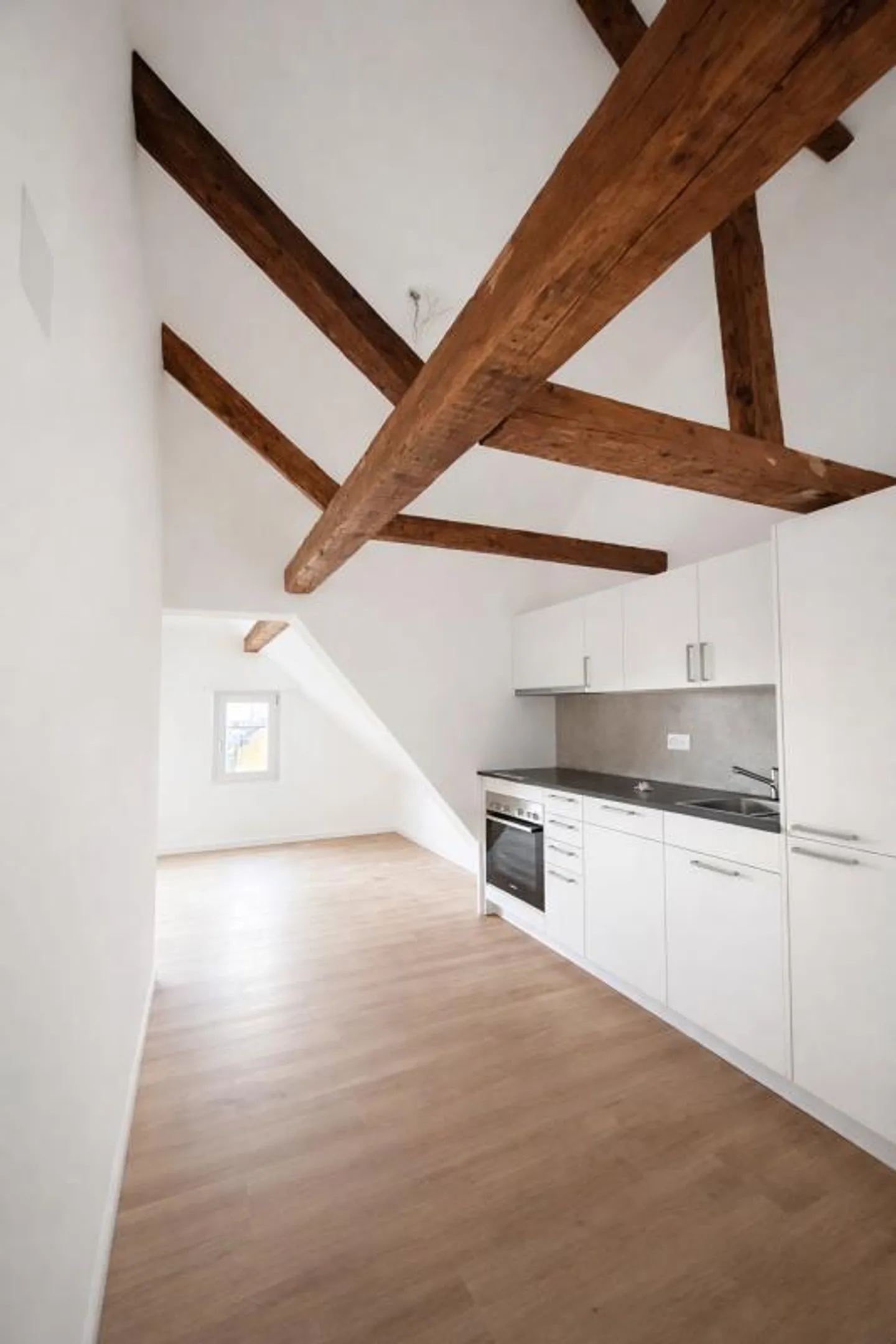 Première location : Appartement designer 2.5 pièces - Photo 1 sur 8