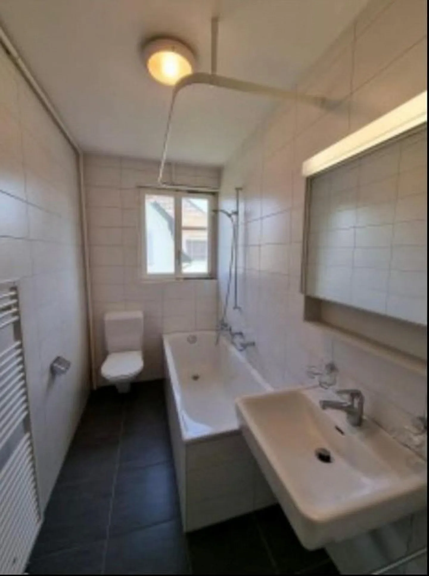 Appartamento accogliente di 3.5 stanze in una zona residenziale tranquilla - Foto 3 di 6