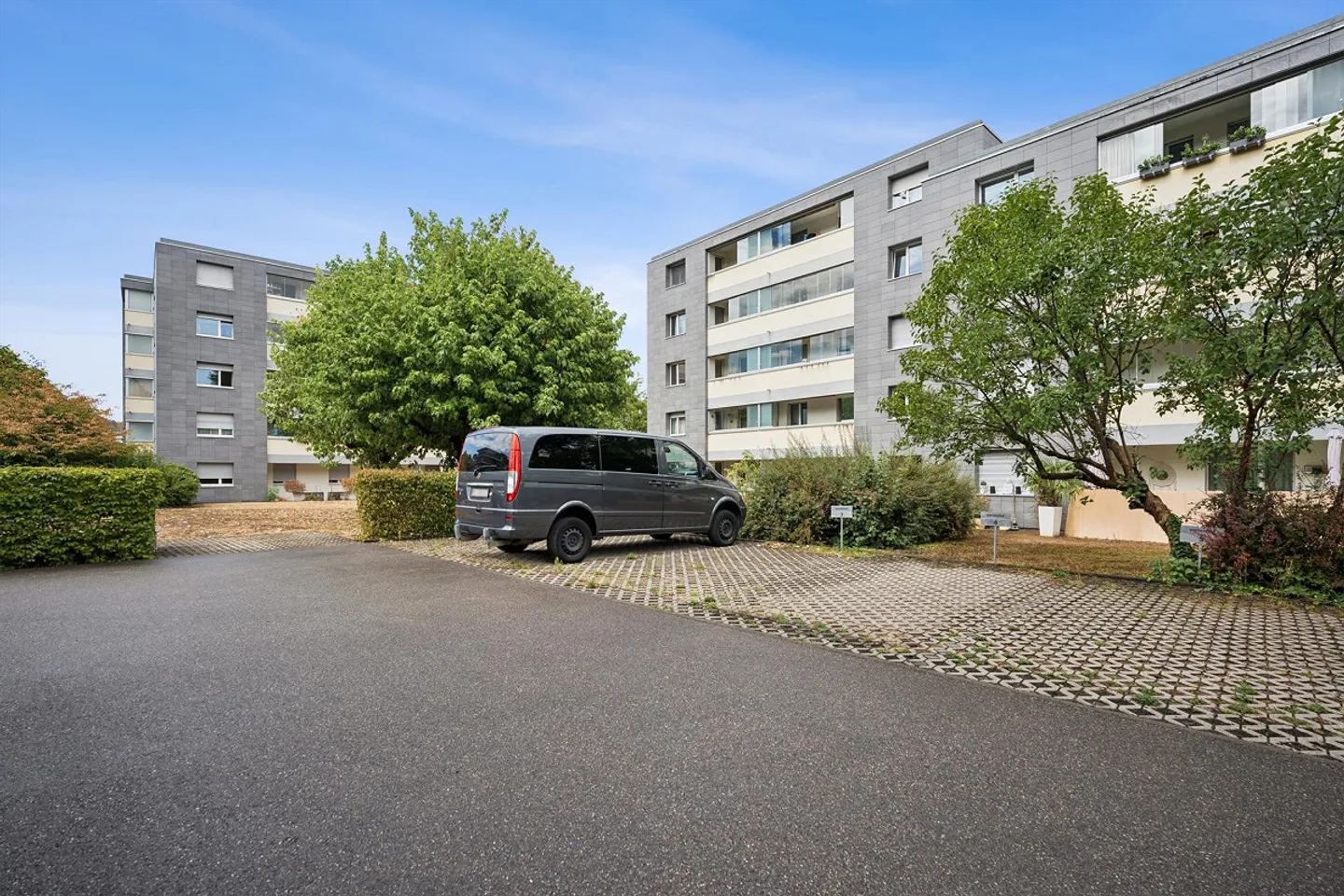 Habitat attrayant avec un caractère de bien-être à Liestal - Photo 2 sur 8