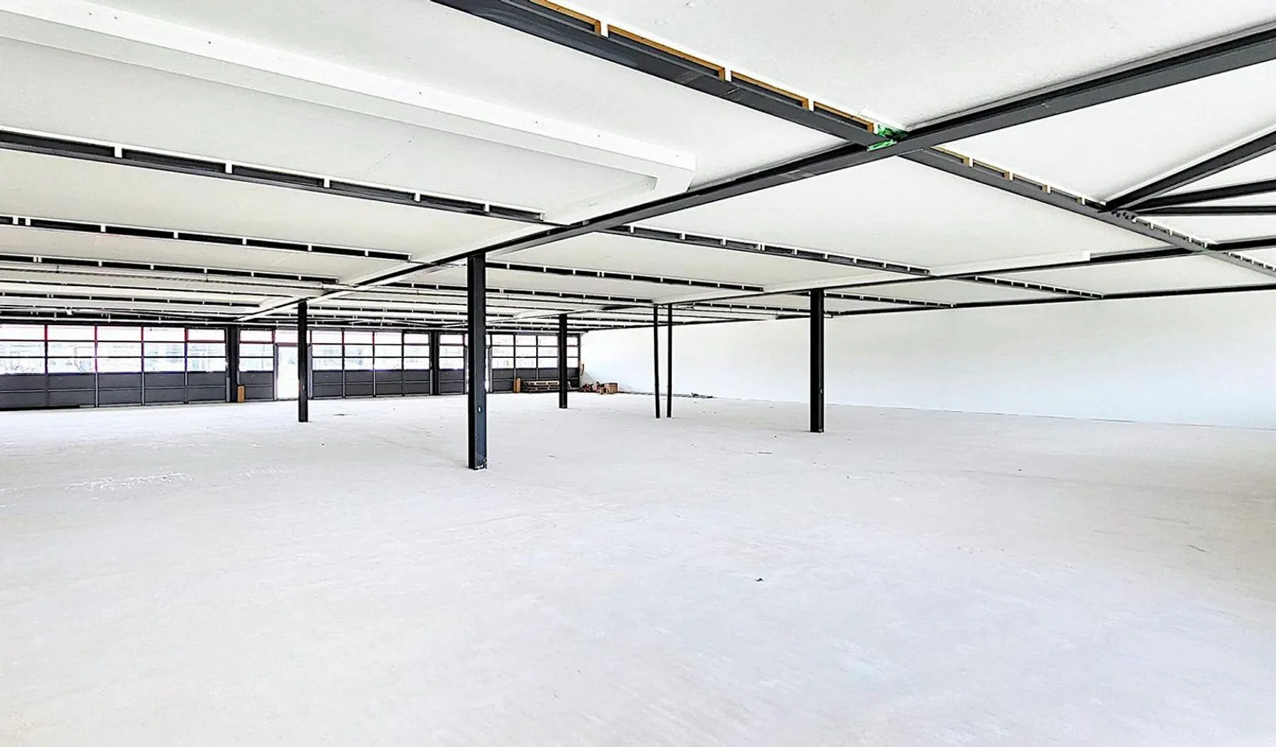 Ebenerdige Gewerbefläche in Root - Foto 3 von 7