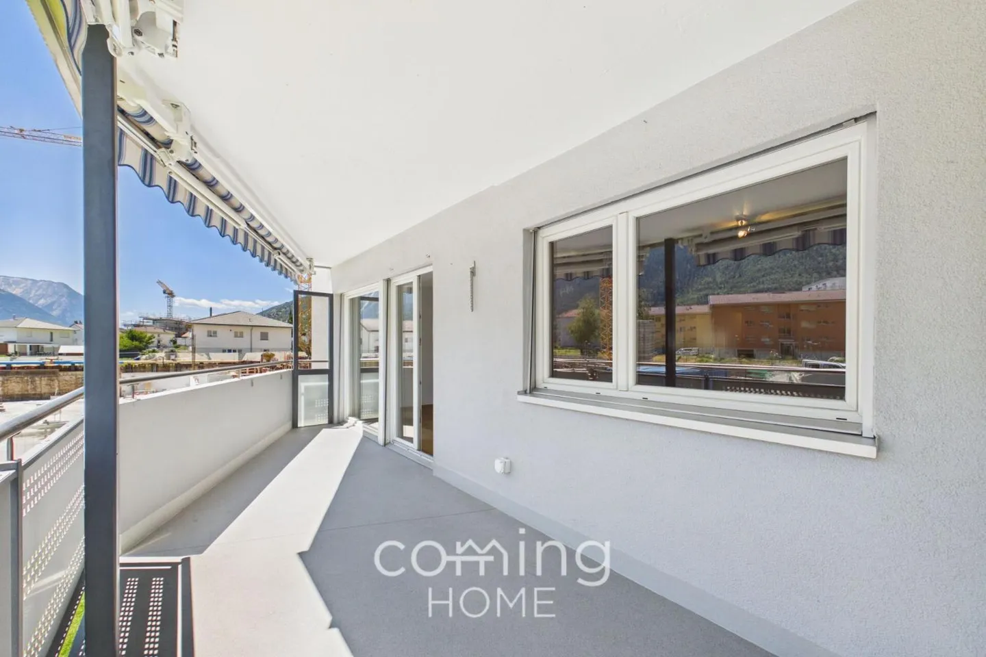 Sunny Apartment with Mountain Views - Photo 11 of 13