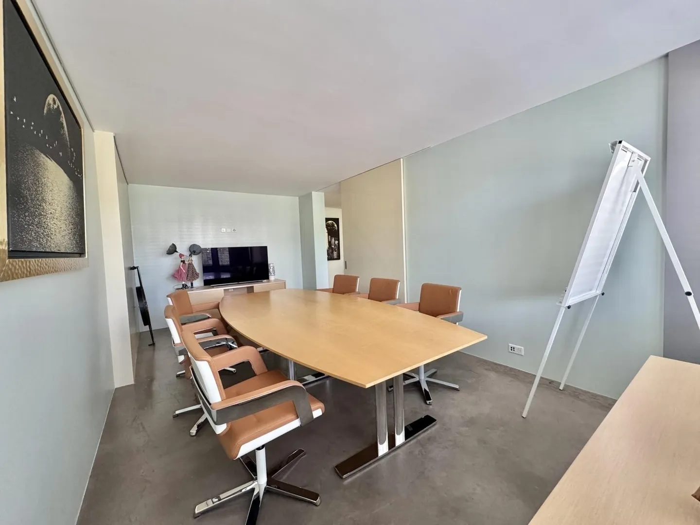 À louer beau bureau 95 m² à Florissant, proche centre-ville. - Photo 1 sur 8