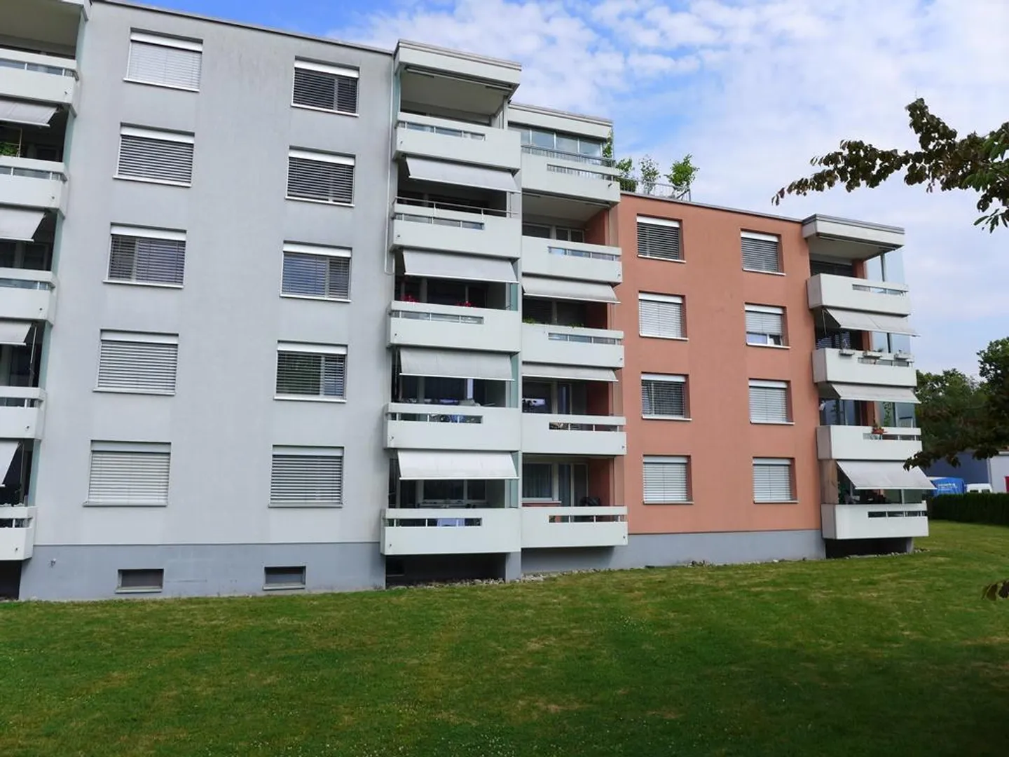 Spacious apartment in a central location in Amriswil! - Photo 1 of 10