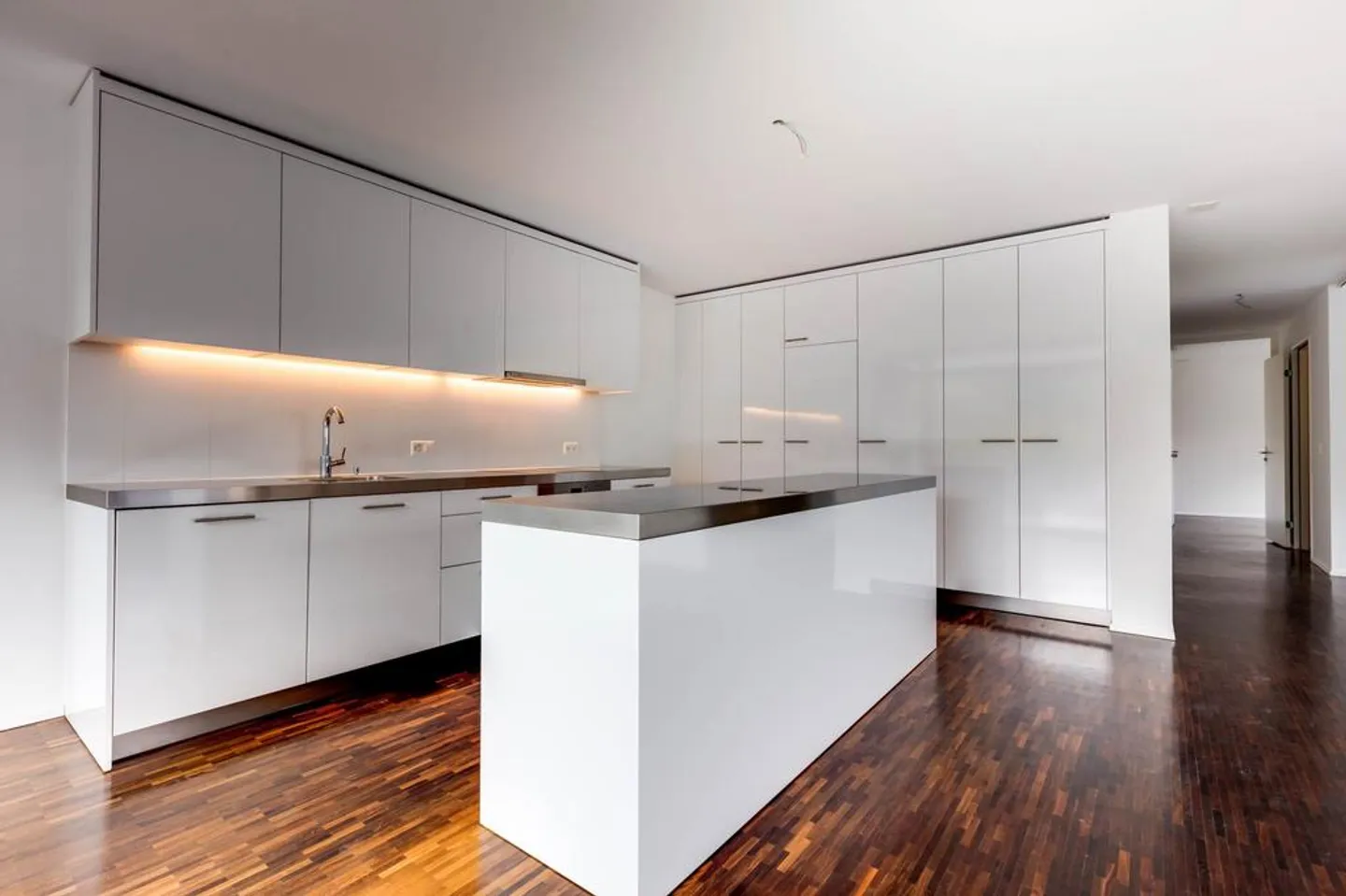 À la recherche d'un appartement en attique lumineux ? - Photo 2 sur 6