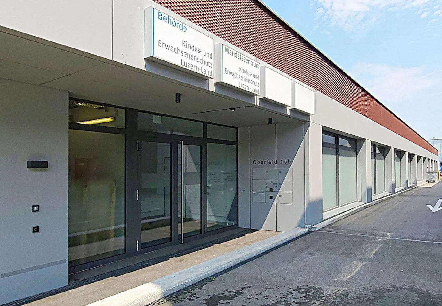 "Neue Büro-Teilfläche - unweit Bahnhof Root-D4!" - Foto 9 di 10