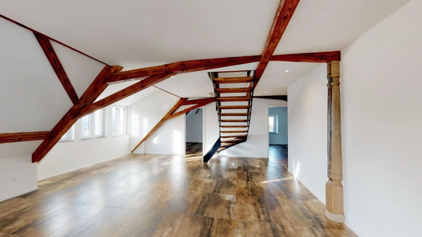 Stilvolle Maisonettewohnung mit grosszügigem Raumgefühl - Foto 1 di 6