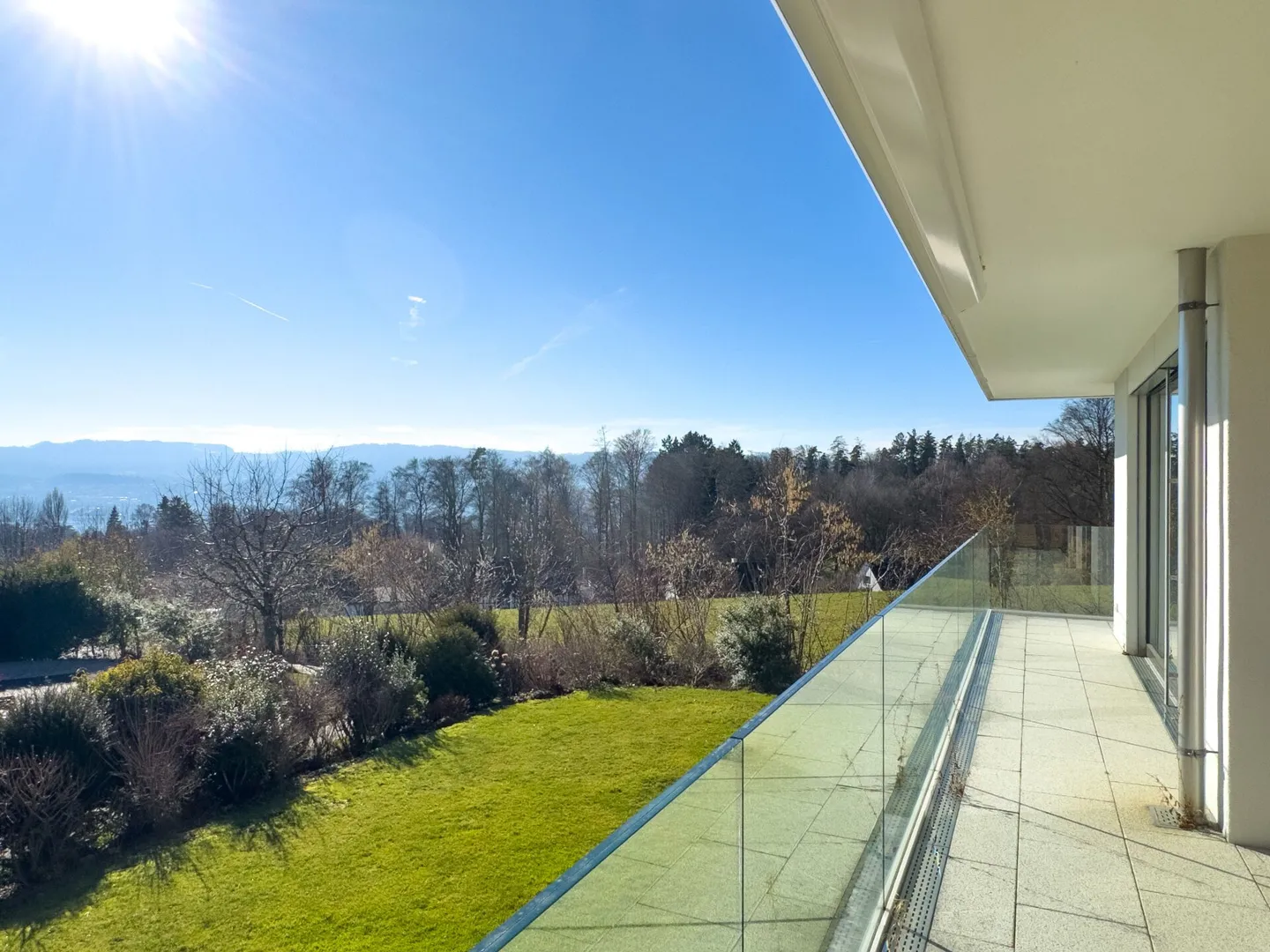 Appartamento spazioso a Küsnacht - Foto 1 di 8