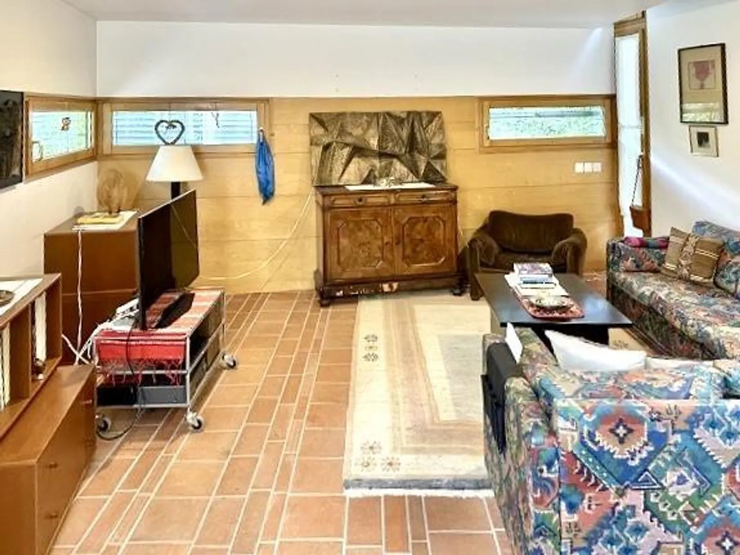 5 1/2-Room House with Large Surroundings in a Very Quiet Location - Photo 5 of 32