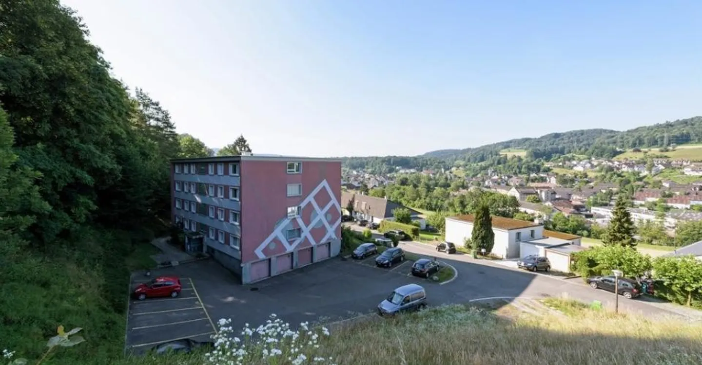 Place de parking extérieure à Freienstein - Photo 1 sur 1