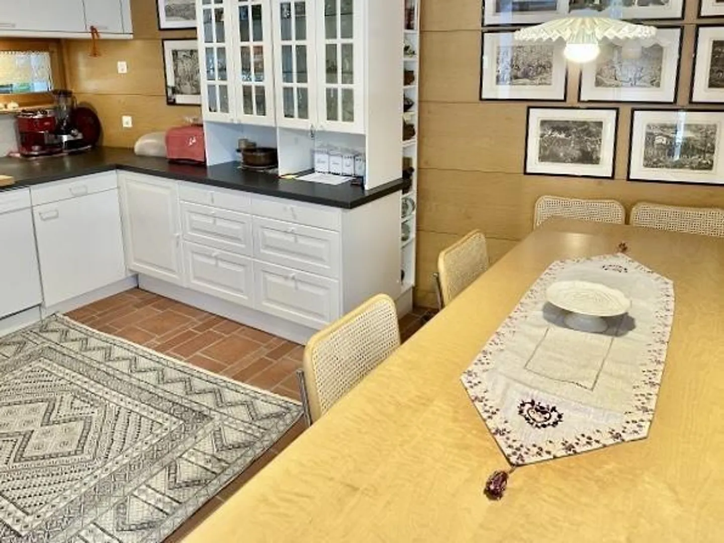5 1/2-Room House with Large Surroundings in a Very Quiet Location - Photo 9 of 32