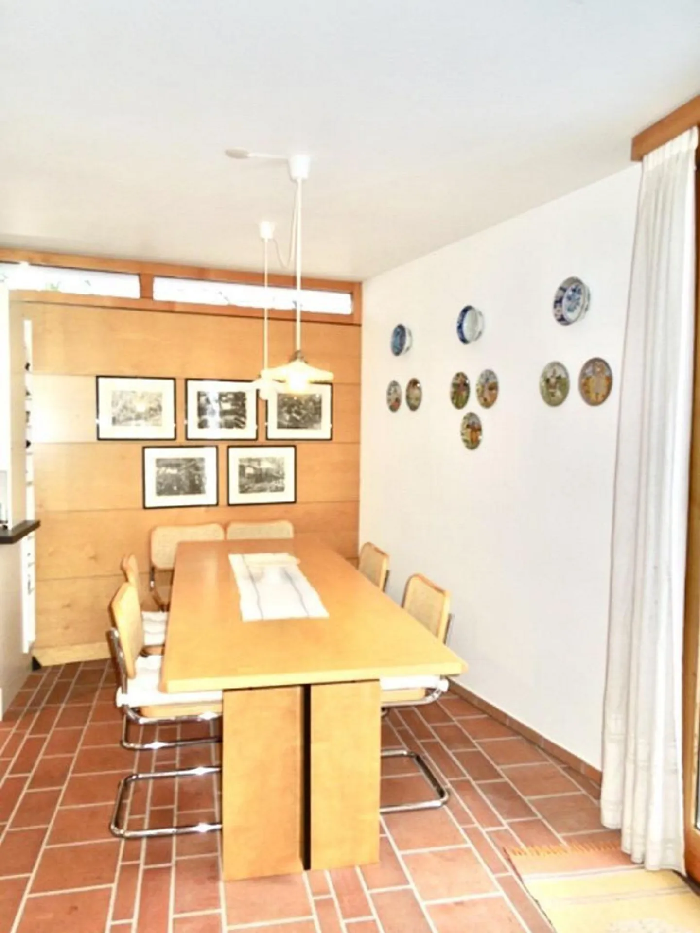 5 1/2-Room House with Large Surroundings in a Very Quiet Location - Photo 11 of 32