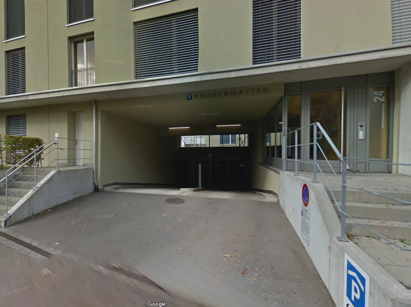 Einstellhallenplätze zur Vermietung am Kronenplatz - Foto 1 von 1
