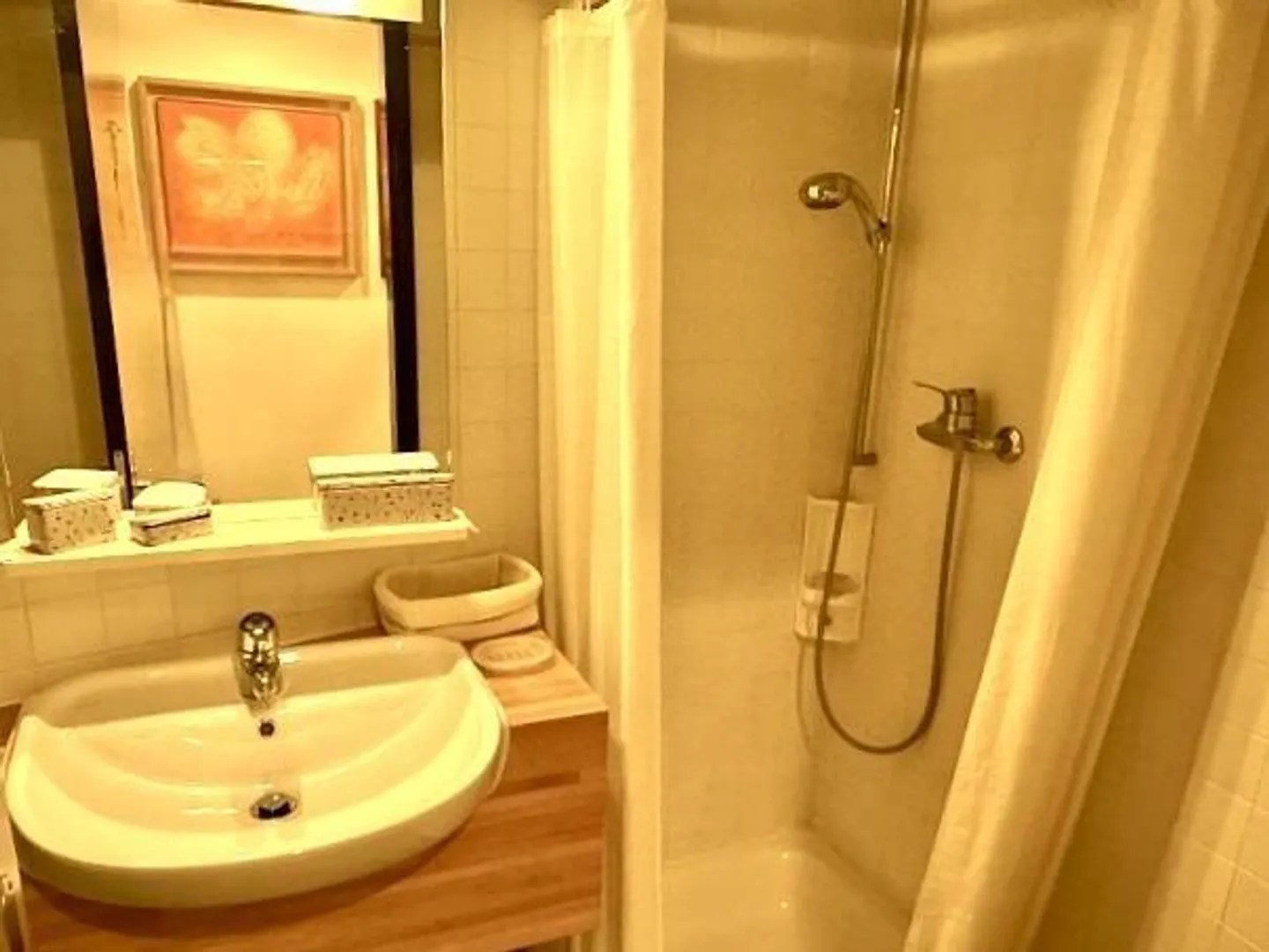 5 1/2-Room House with Large Surroundings in a Very Quiet Location - Photo 18 of 32
