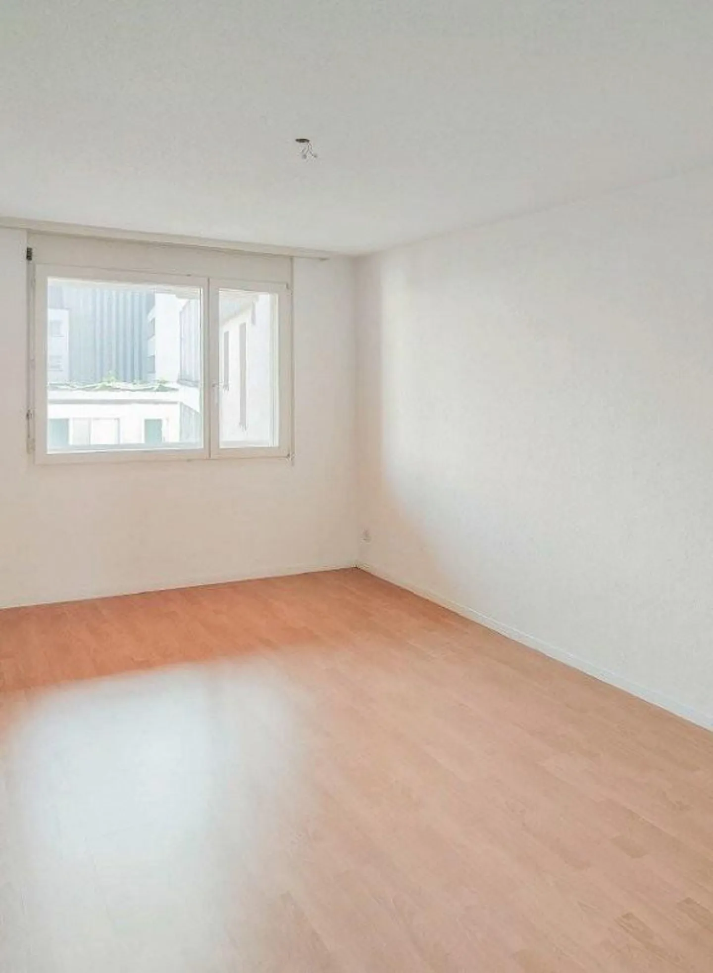 Charmante 3.5 Zimmer Wohnung - Foto 3 von 3