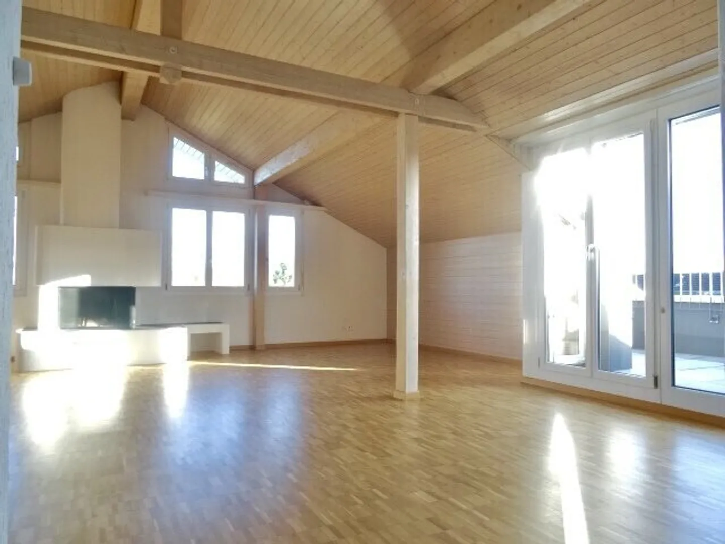 Moderno appartamento di 4.5 stanze di 119m2 in mansarda con terrazza - Foto 6 di 13