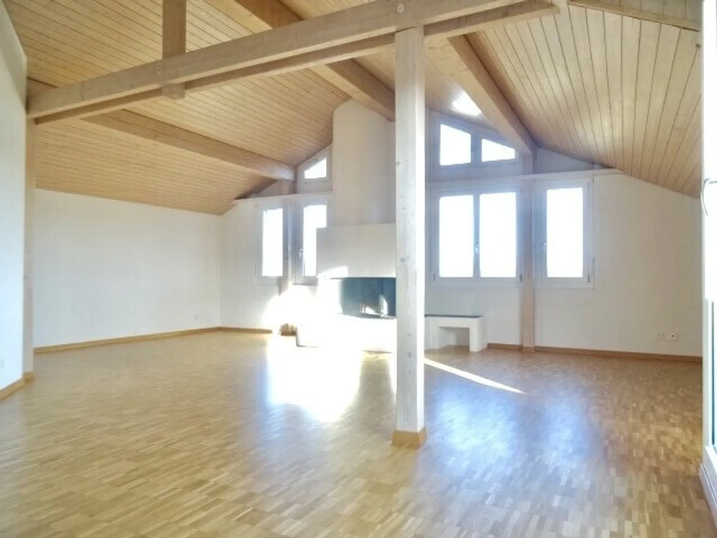 Moderno appartamento di 4.5 stanze di 119m2 in mansarda con terrazza - Foto 7 di 13