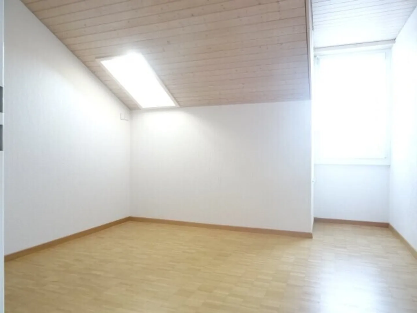 Moderno appartamento di 4.5 stanze di 119m2 in mansarda con terrazza - Foto 9 di 13