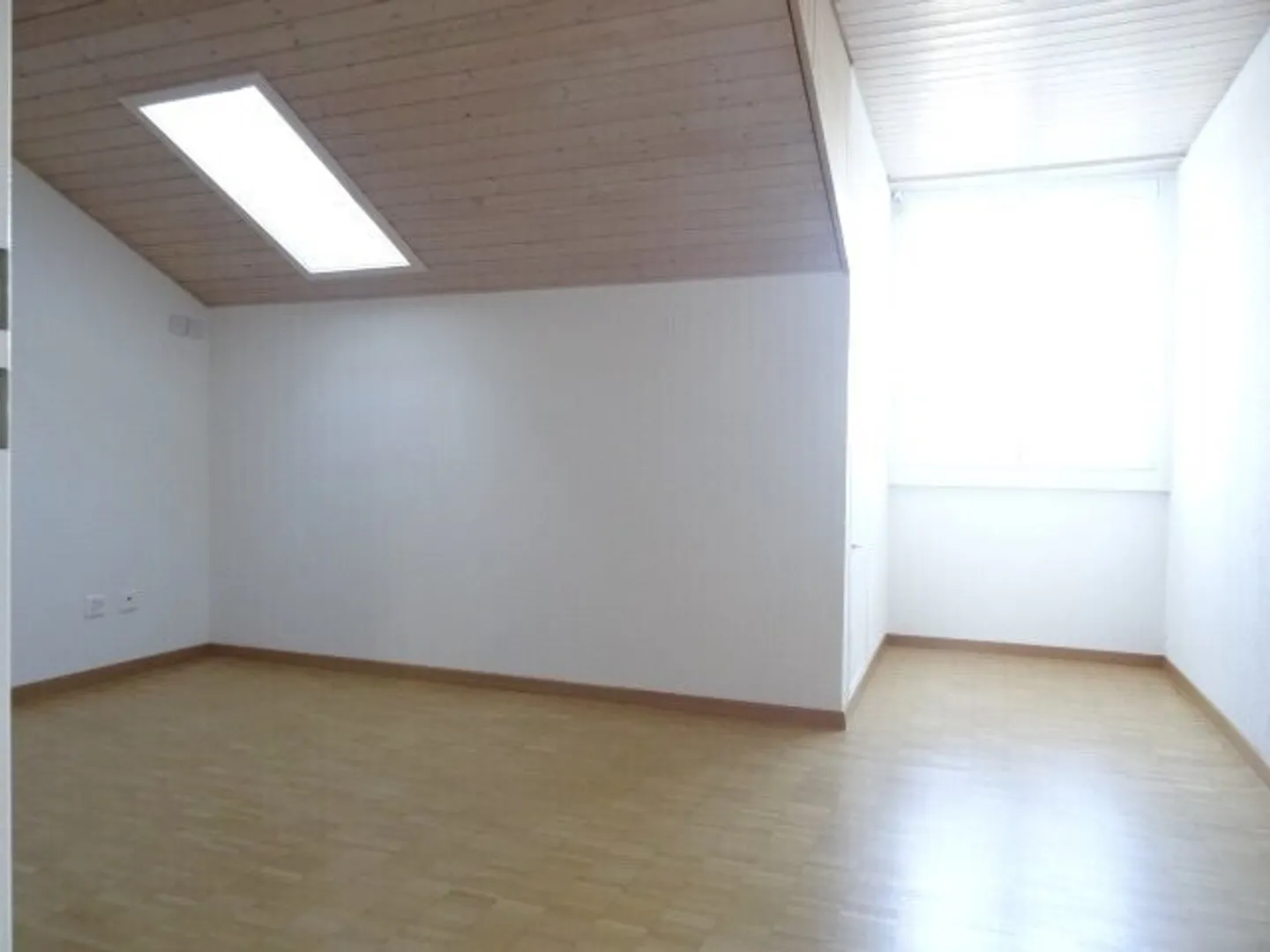 Moderno appartamento di 4.5 stanze di 119m2 in mansarda con terrazza - Foto 11 di 13