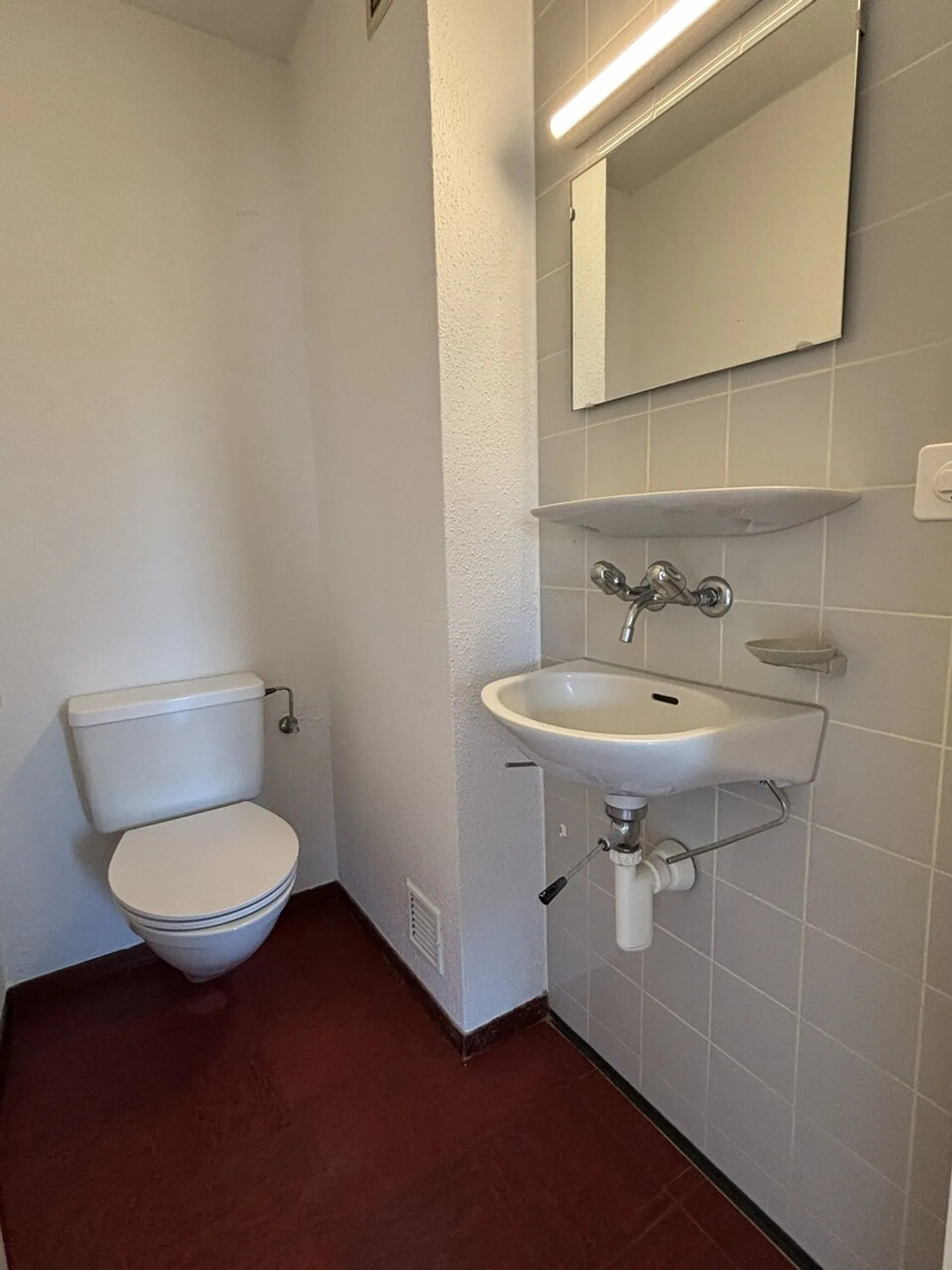 Appartement spacieux de 4,5 pièces avec balcon et vue sur la montagne à Thun - Photo 10 sur 12
