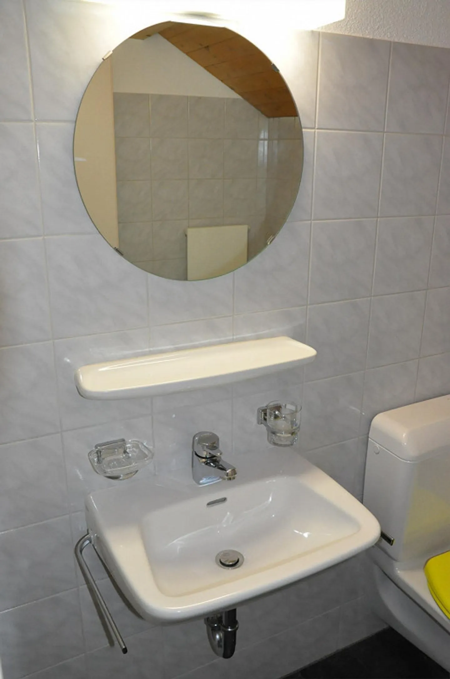 schöne, gemütliche 4½ Zimmer-Dach-Wohnung mit Balkon ... - Foto 11 von 13