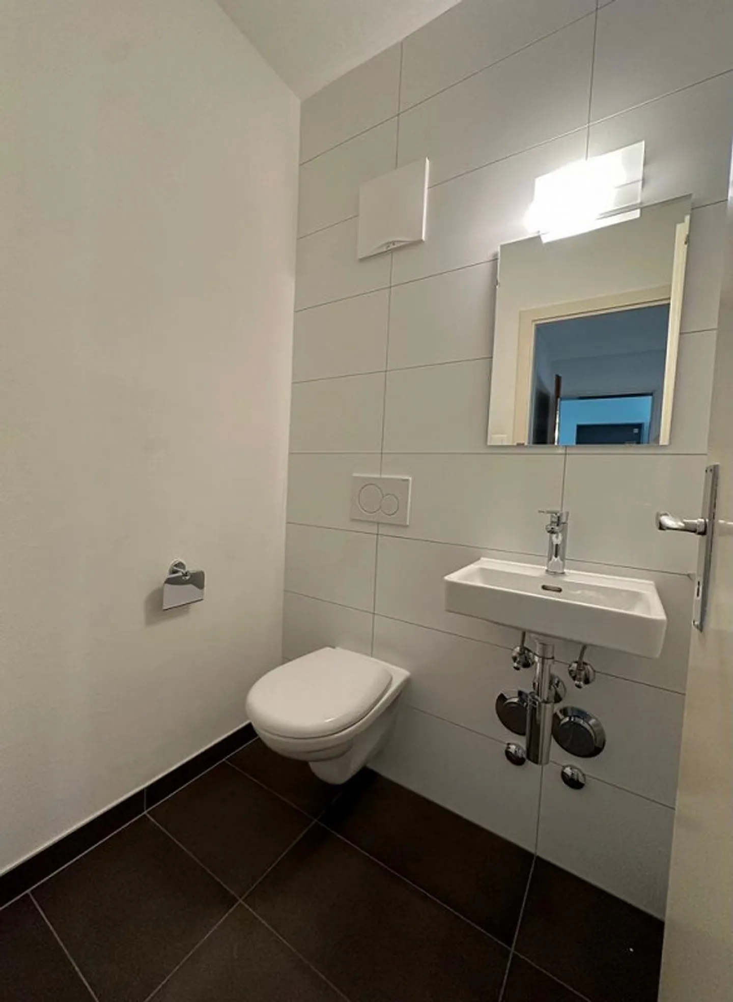 Apartment with 4.5 rooms for rent - Photo 3 of 4