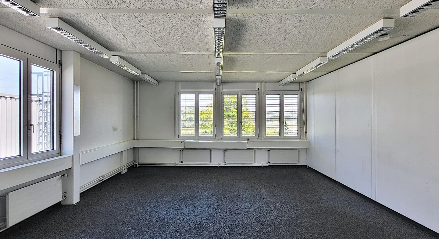 Emménagez et commencez - 62 m² d'espace de bureau à Schafisheim ! - Photo 5 sur 8