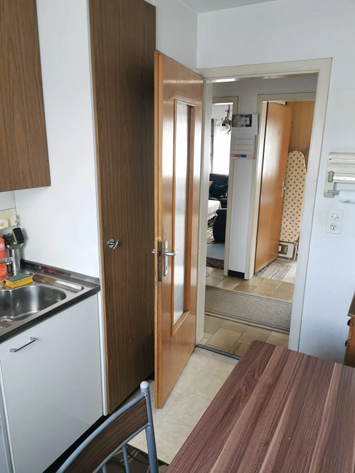 3.5 Room Apartment Renovated in the Heart of Heerbrugg - Photo 2 of 10