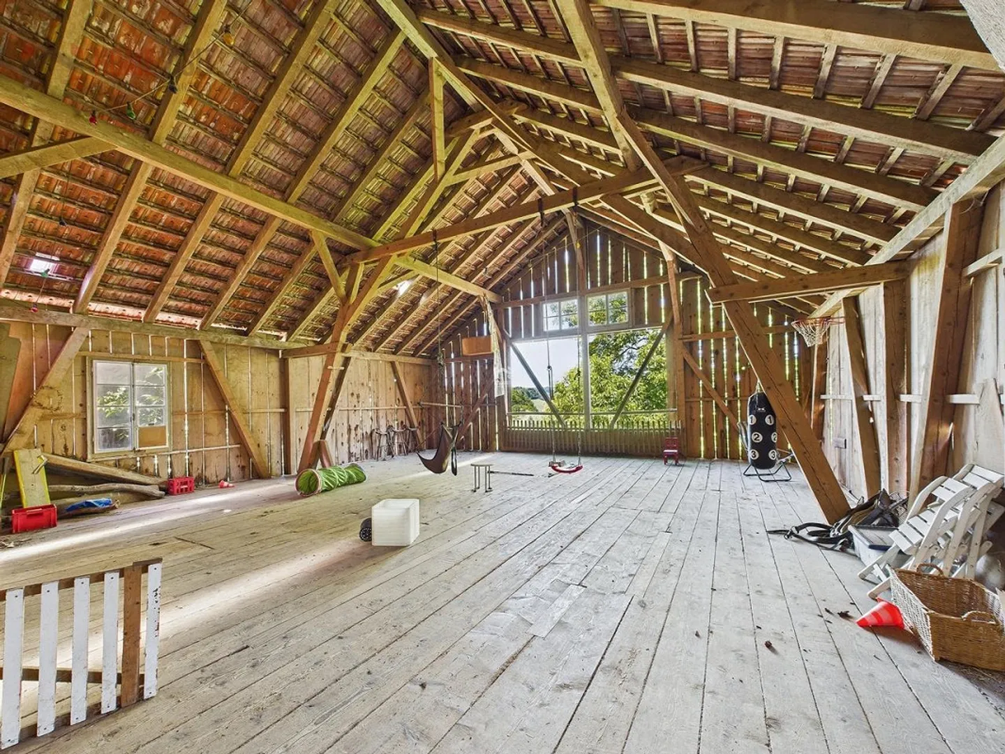 Live where others dream - 5.5-room apartment with horse stable & pasture - Photo 13 of 19