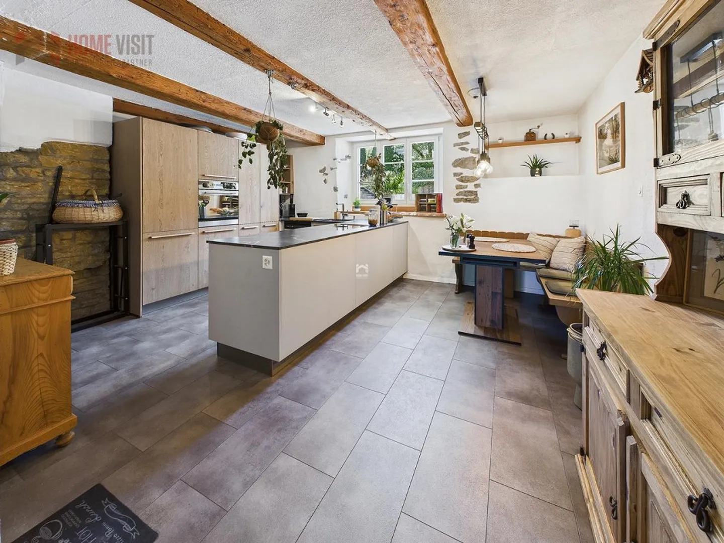 Live where others dream - 5.5-room apartment with horse stable & pasture - Photo 6 of 19