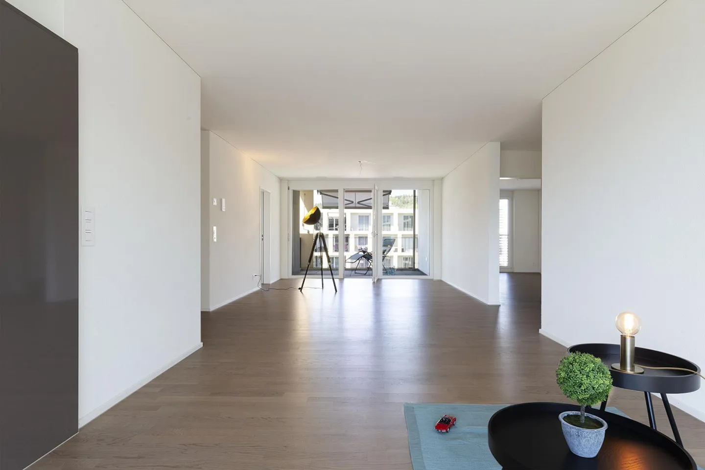 Top modern 4.5-room apartment available immediately - Photo 1 of 6
