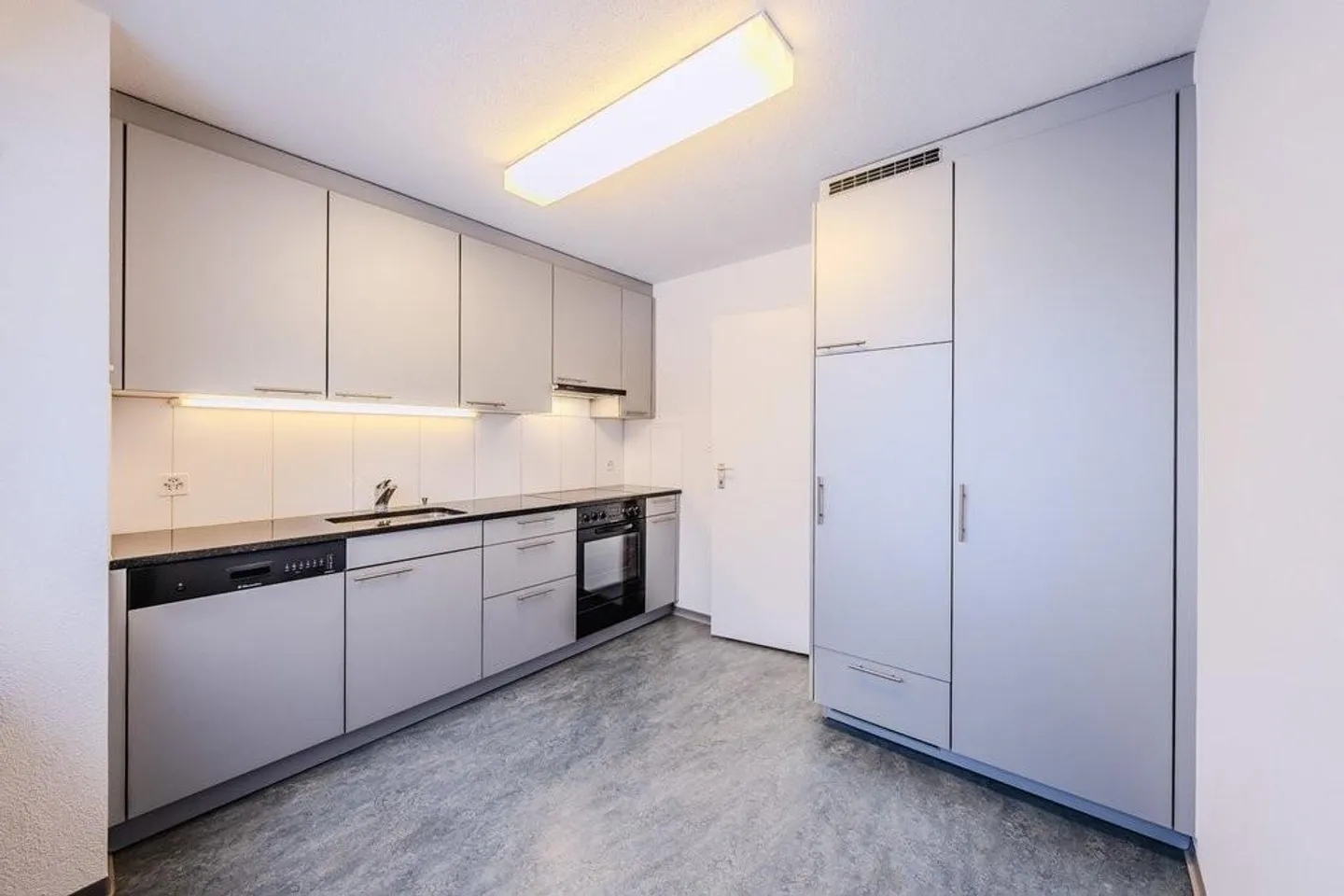 Apartment for Comfort - Photo 1 of 9