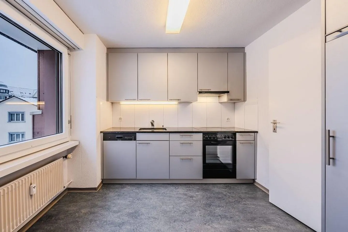 Apartment for Comfort - Photo 2 of 9