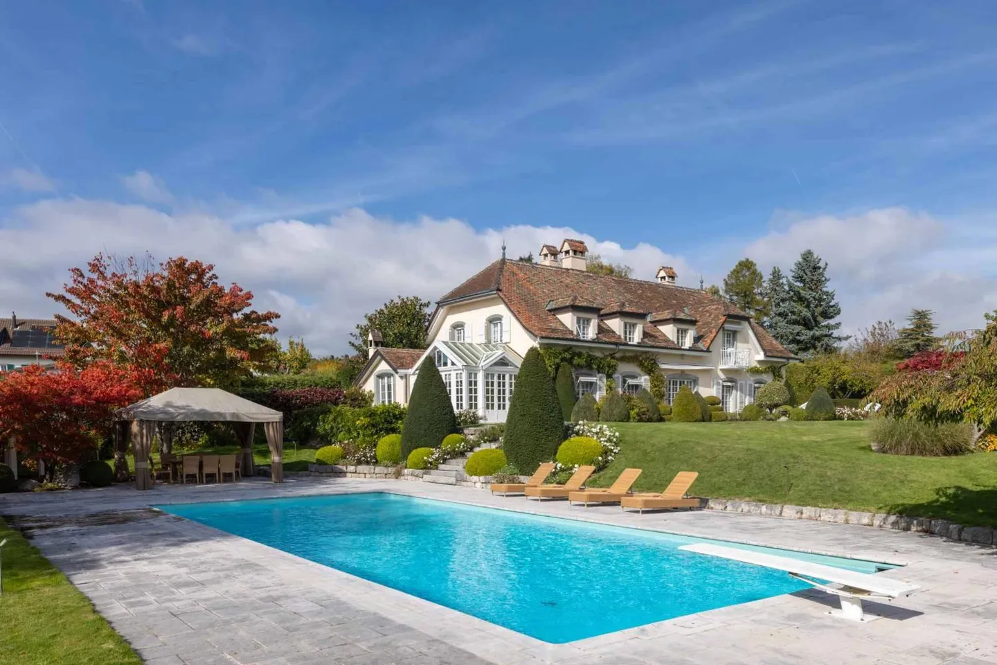 Propriété luxueuse du Vaud avec piscine, spa et vue sur le lac - Photo 1 sur 13