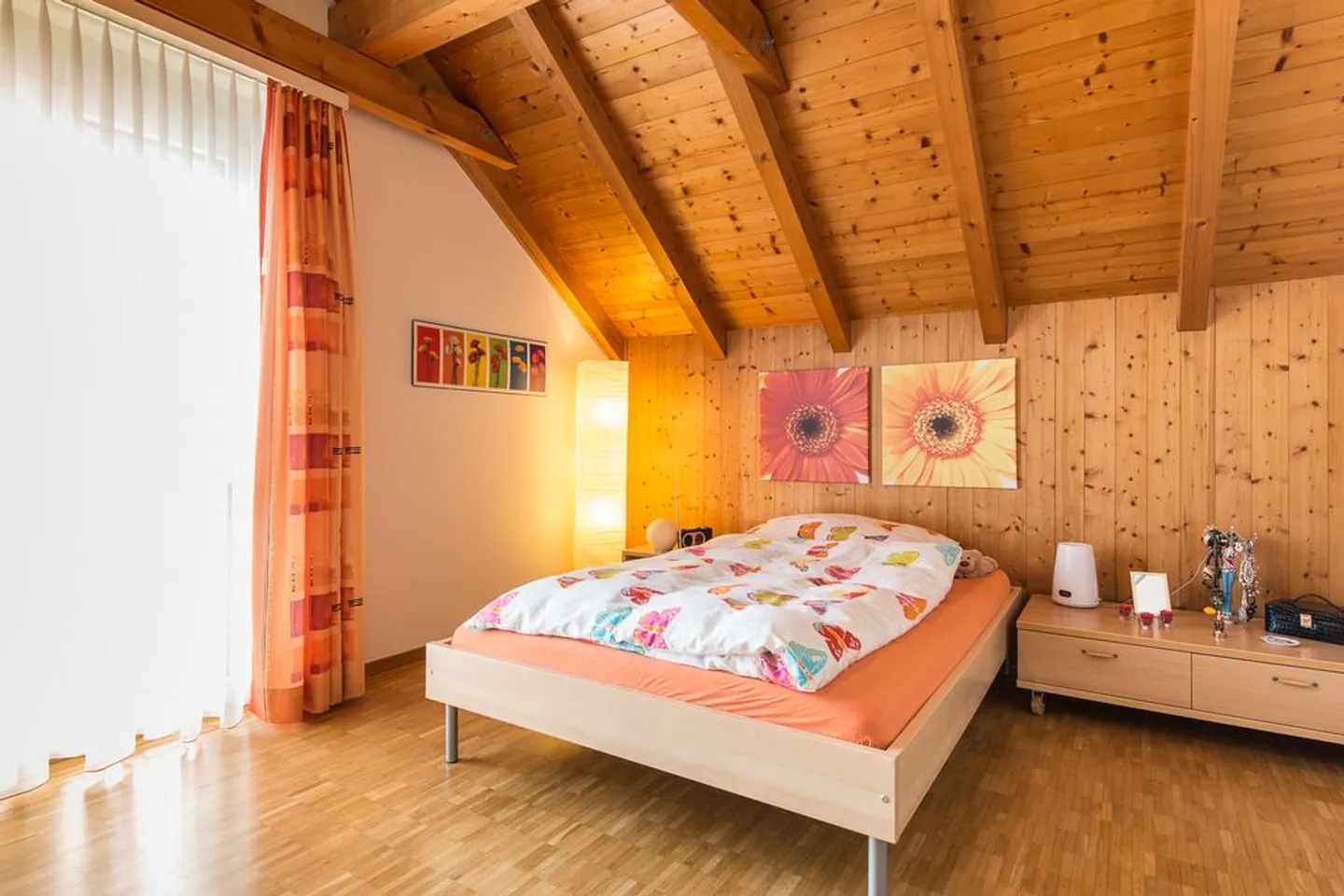 Appartement sous les combles lumineux incluant une salle de bricolage et un compartiment de cave - Photo 7 sur 10