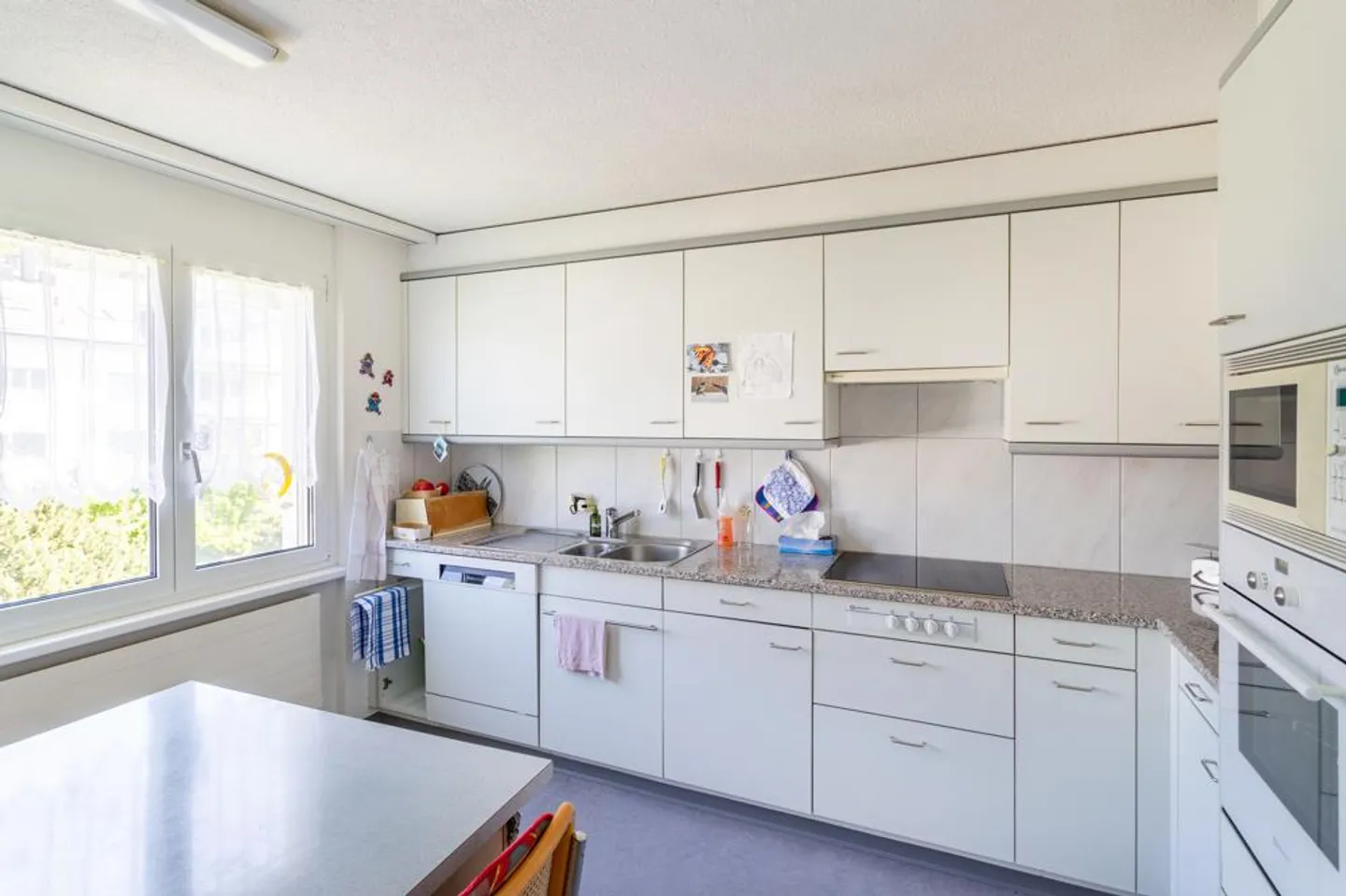 Charmante Eigentumswohnung mit sonnenverwöhntem Balkon - Foto 4 von 7