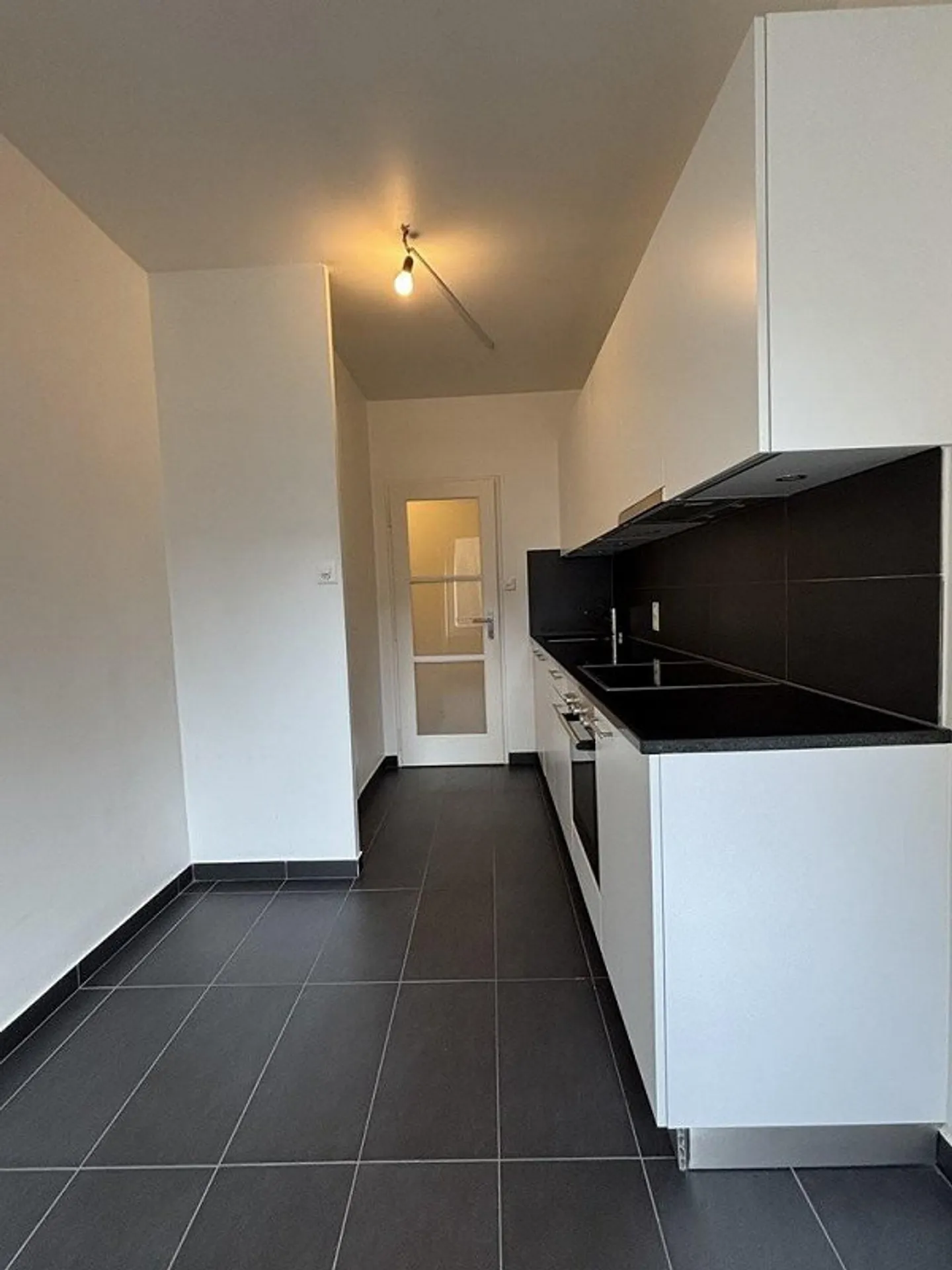 Augustins District - 2-room Apartment - Photo 4 of 7