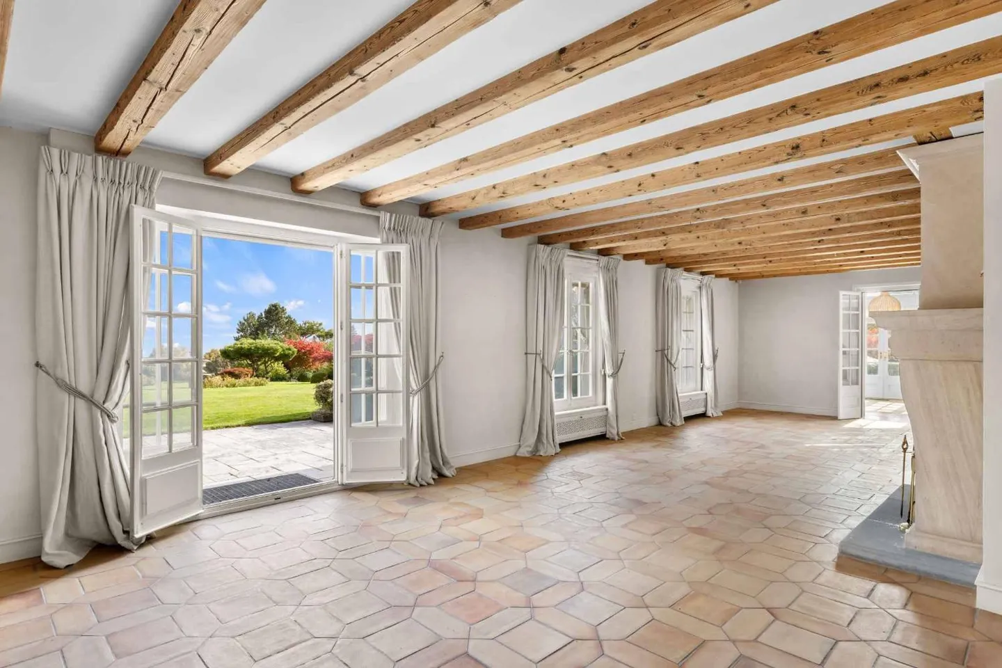 Propriété luxueuse du Vaud avec piscine, spa et vue sur le lac - Photo 4 sur 13