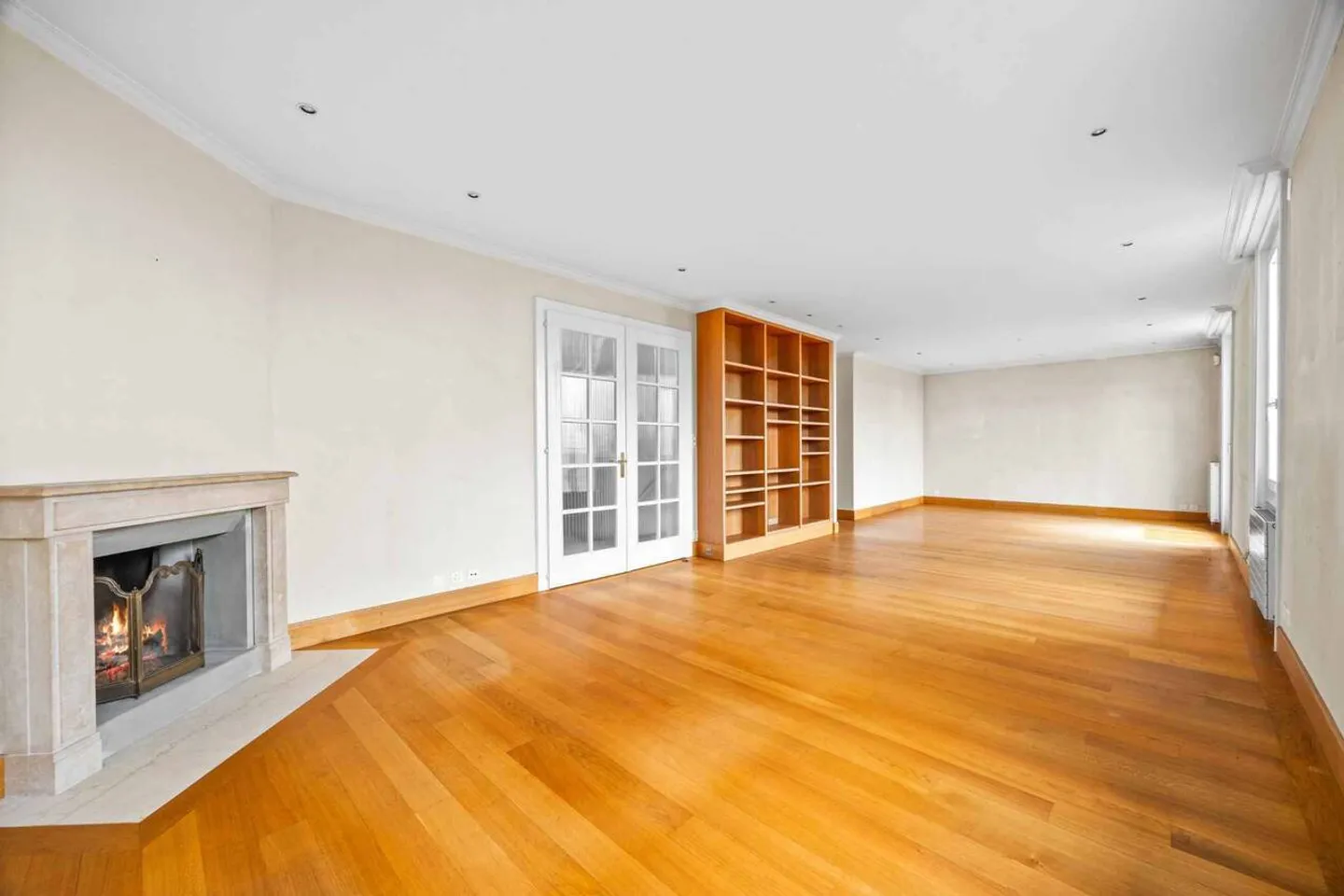 Characterful 9-room house, quiet, greenery and strategic location - Photo 6 of 13