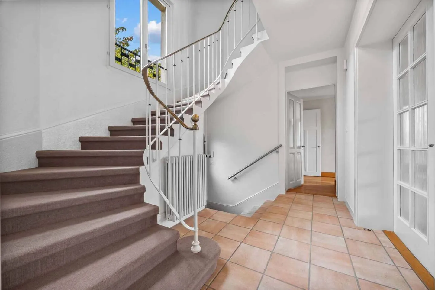 Characterful 9-room house, quiet, greenery and strategic location - Photo 7 of 13