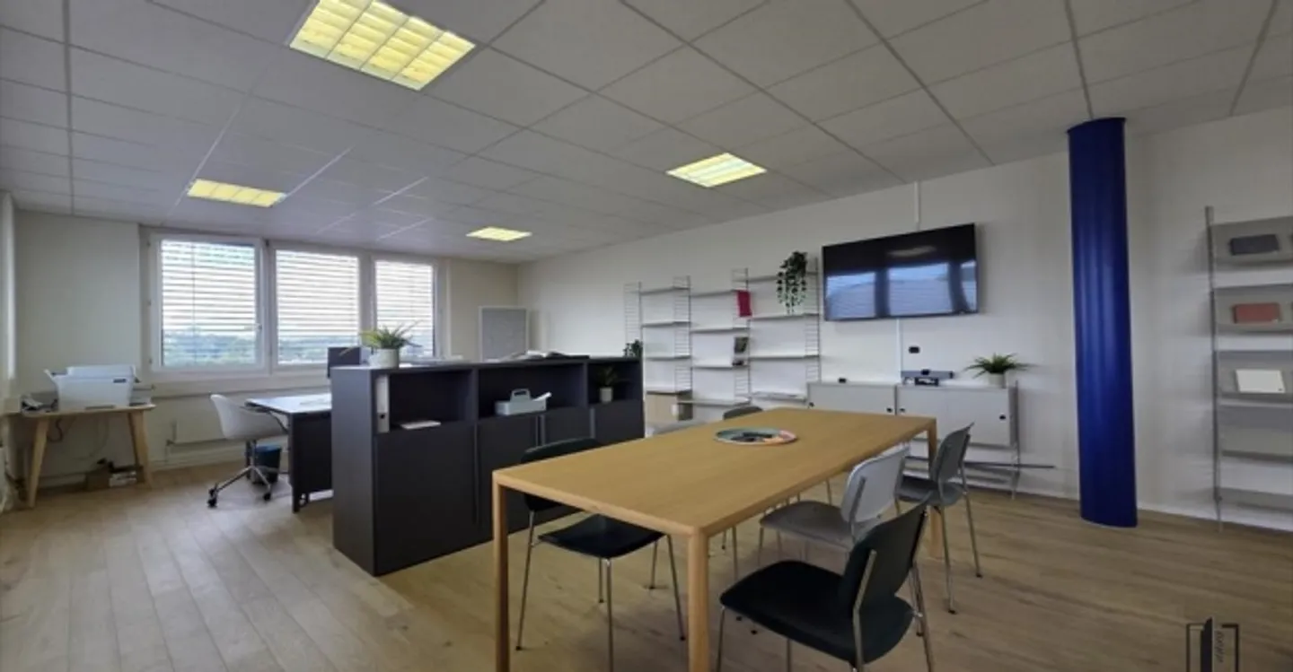 Commercio - Foto 1 di 8