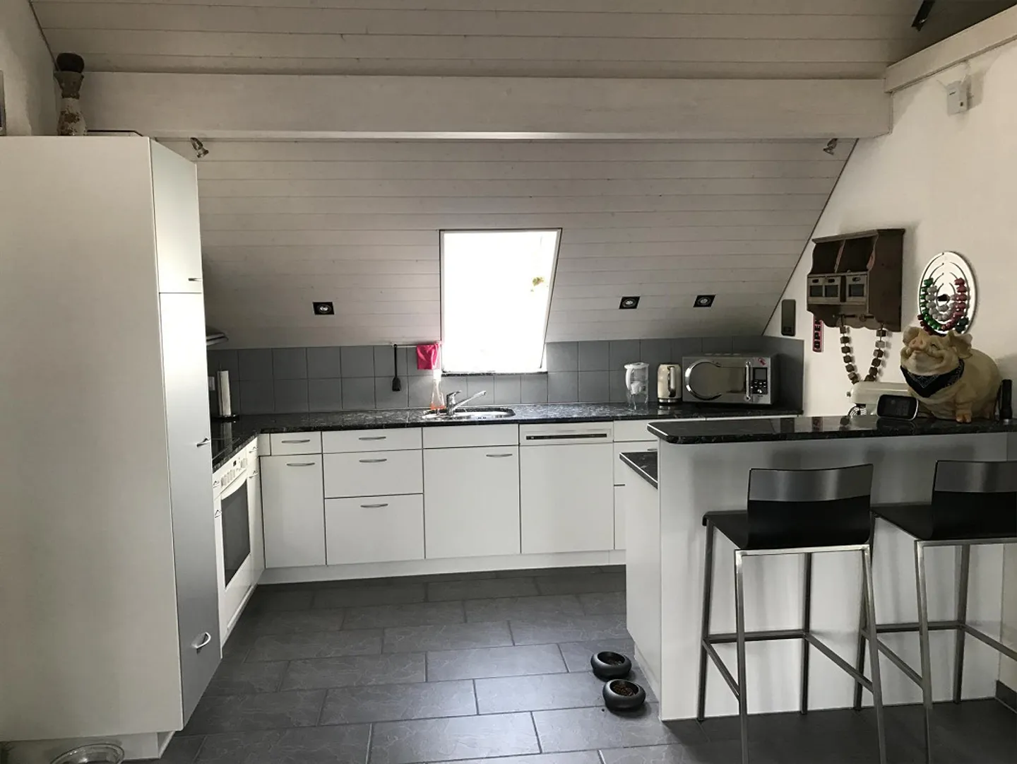grosszügige 3.5-Zimmer-Dachwohnung mit Top-Aussicht in Grossaffoltern - Foto 7 von 15