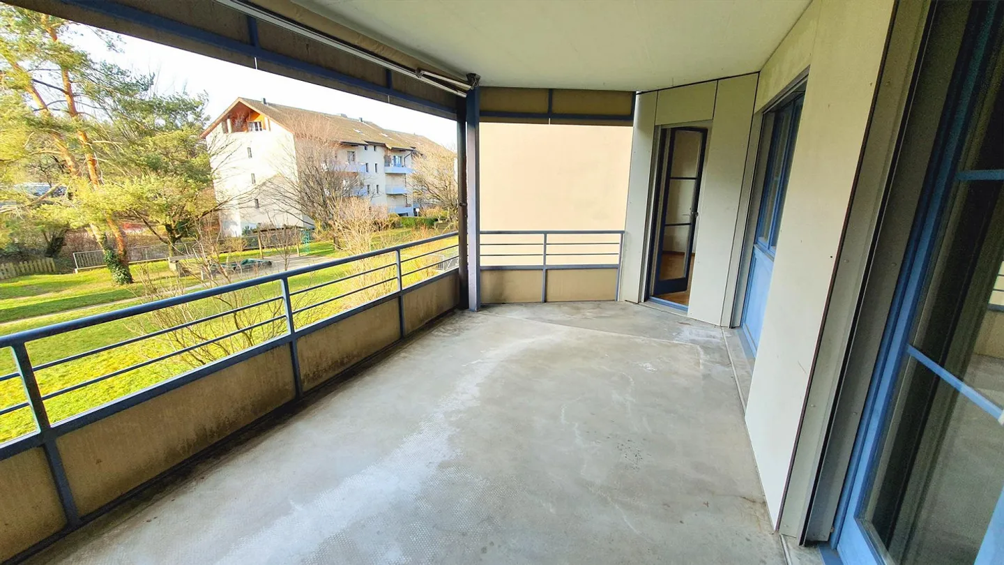 Bella appartamento di 4.5 stanze in una posizione tranquilla - Foto 3 di 5