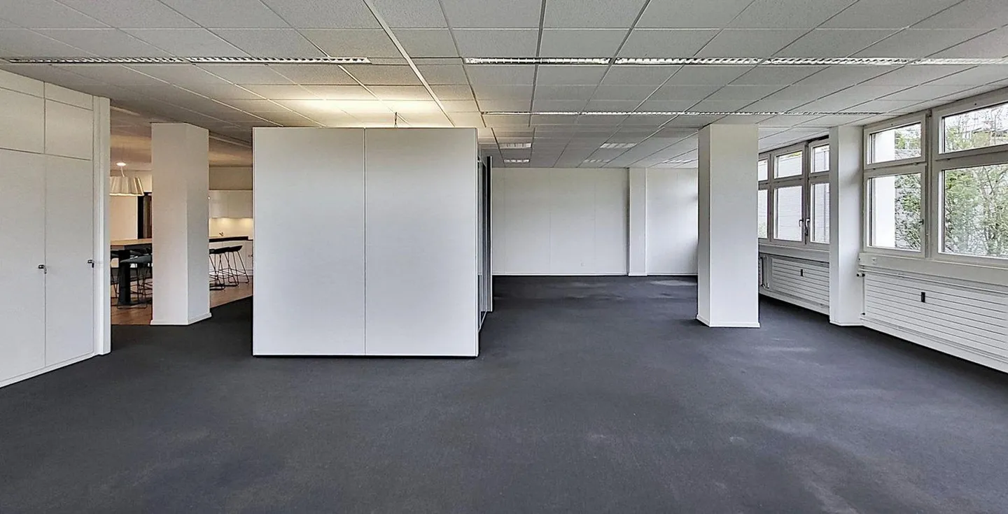 Geräumige Gewerbefläche in Urdorf - Foto 4 von 14